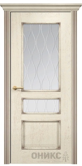 Дверь Оникс модель Версаль цвет Слоновая кость патина коричневая сатинат гравировка Волна